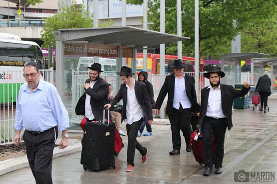 YG welcomes new Shluchim 5774